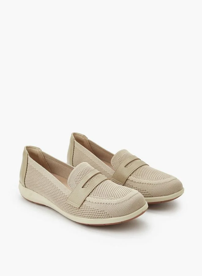 Women Textured Loafers